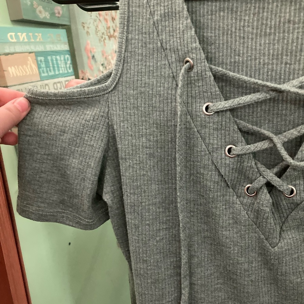 Charlotte Russe lace up front detail size L